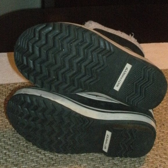 Sorel Kids Boots Black with Light Gray Interior - Picture 4 of 5